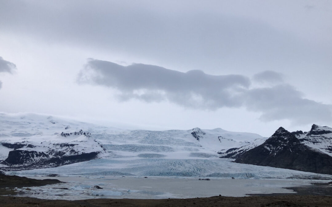 Islandia, mucho más que hielo.